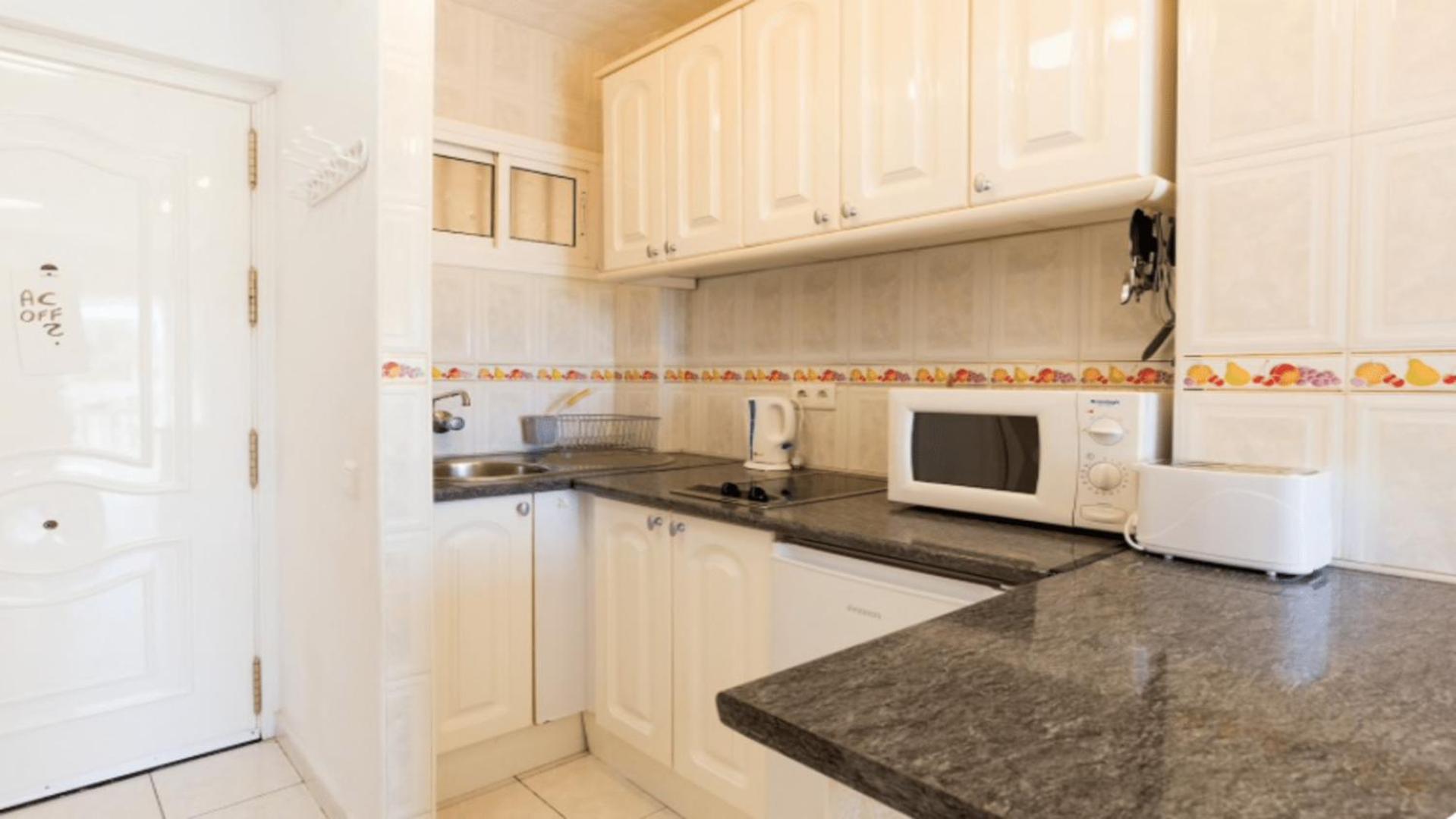 797 Holiday Rentals- Luminoso Estudio En Arroyo De La Miel เบนัลมาเดนา ภายนอก รูปภาพ