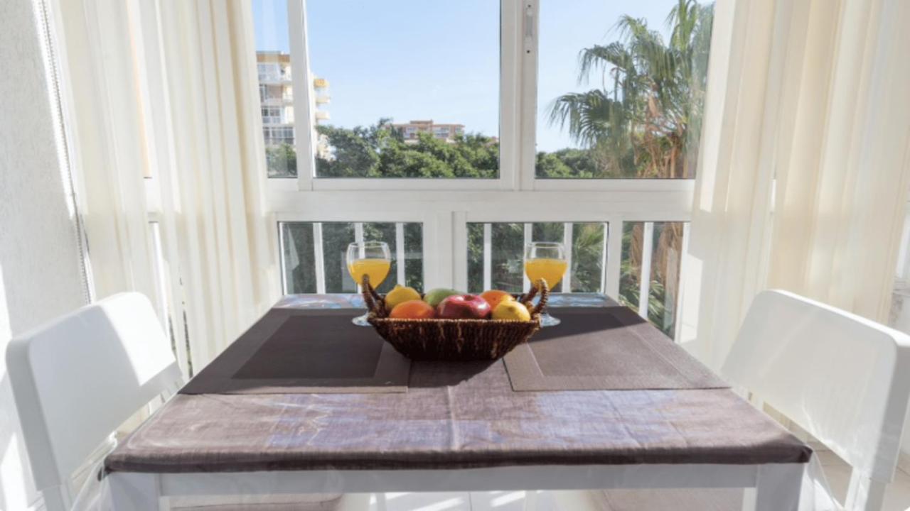 797 Holiday Rentals- Luminoso Estudio En Arroyo De La Miel เบนัลมาเดนา ภายนอก รูปภาพ