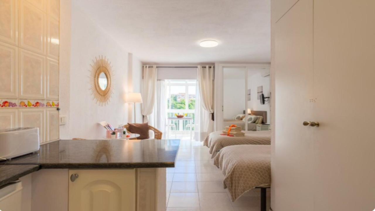 797 Holiday Rentals- Luminoso Estudio En Arroyo De La Miel เบนัลมาเดนา ภายนอก รูปภาพ