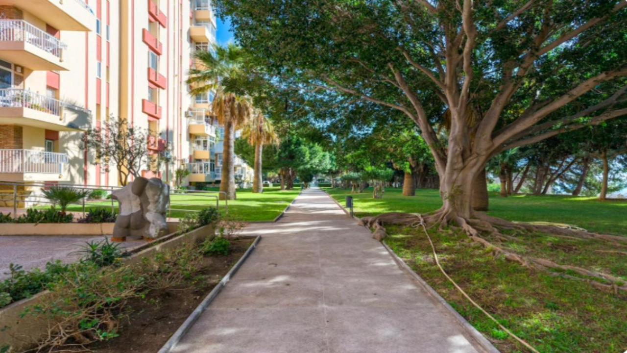 797 Holiday Rentals- Luminoso Estudio En Arroyo De La Miel เบนัลมาเดนา ภายนอก รูปภาพ