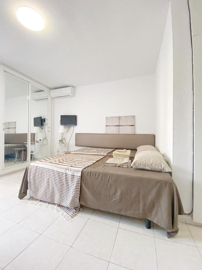 797 Holiday Rentals- Luminoso Estudio En Arroyo De La Miel เบนัลมาเดนา ภายนอก รูปภาพ
